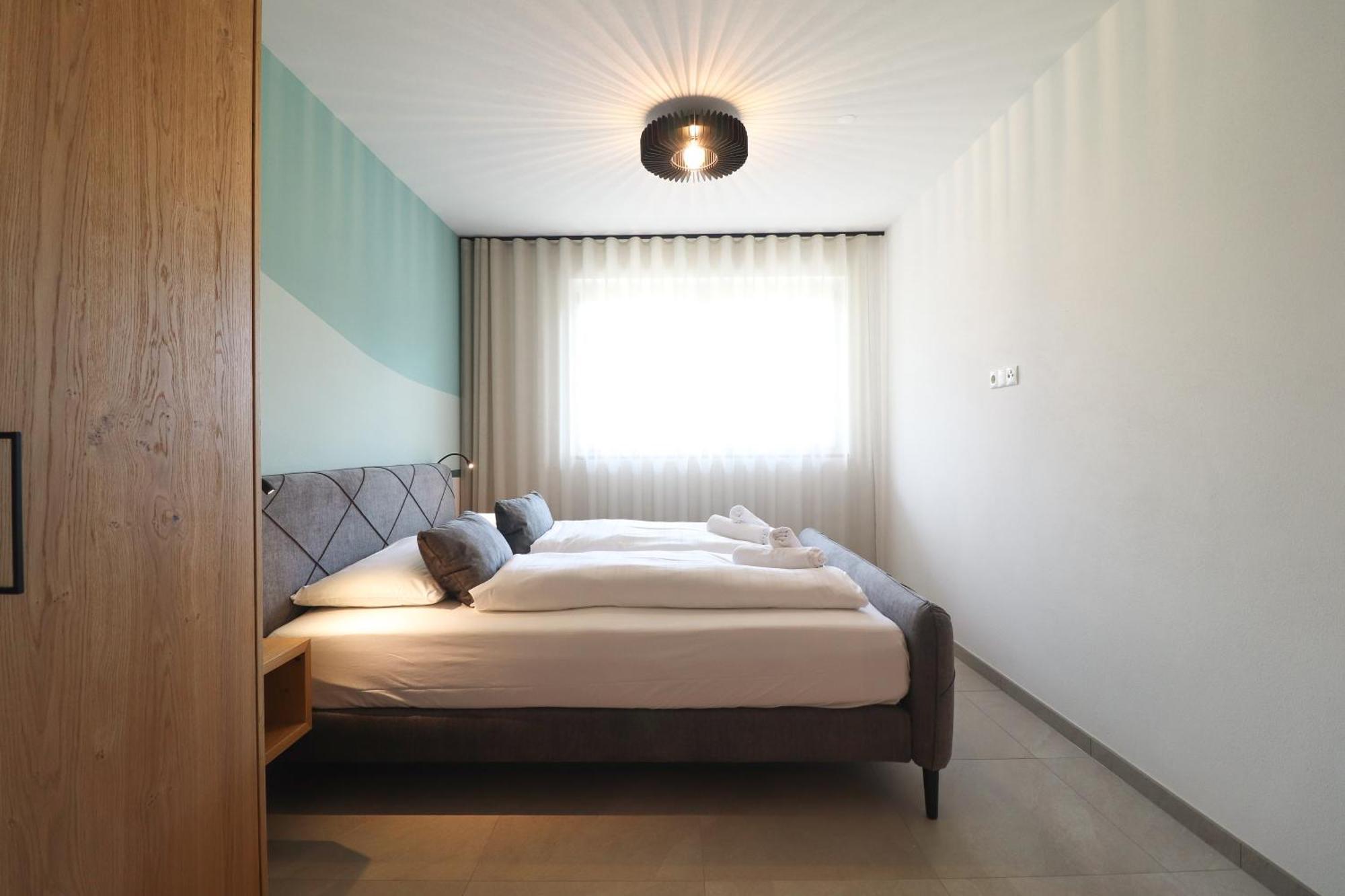 Residence Montani Laces Bagian luar foto