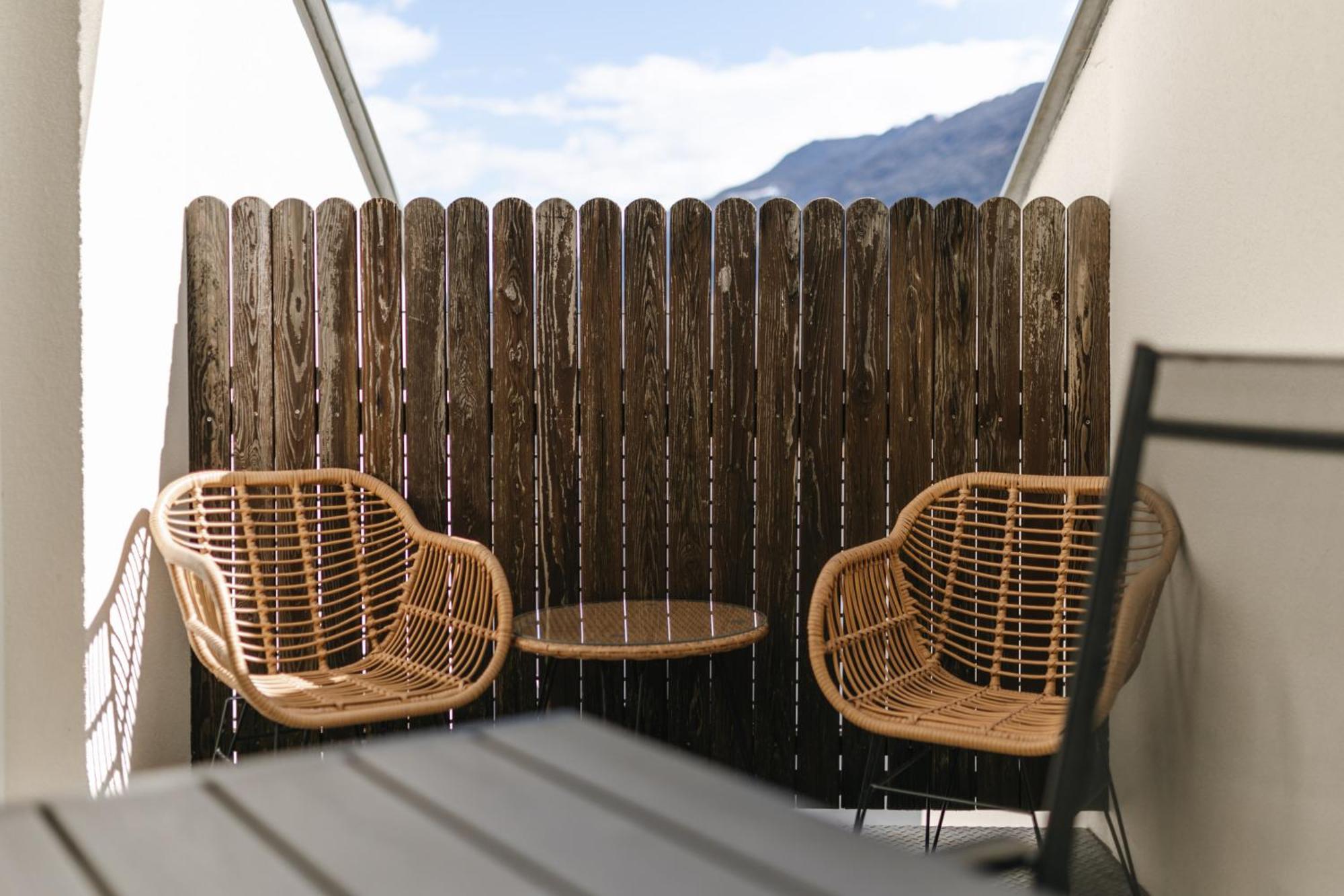 Residence Montani Laces Bagian luar foto