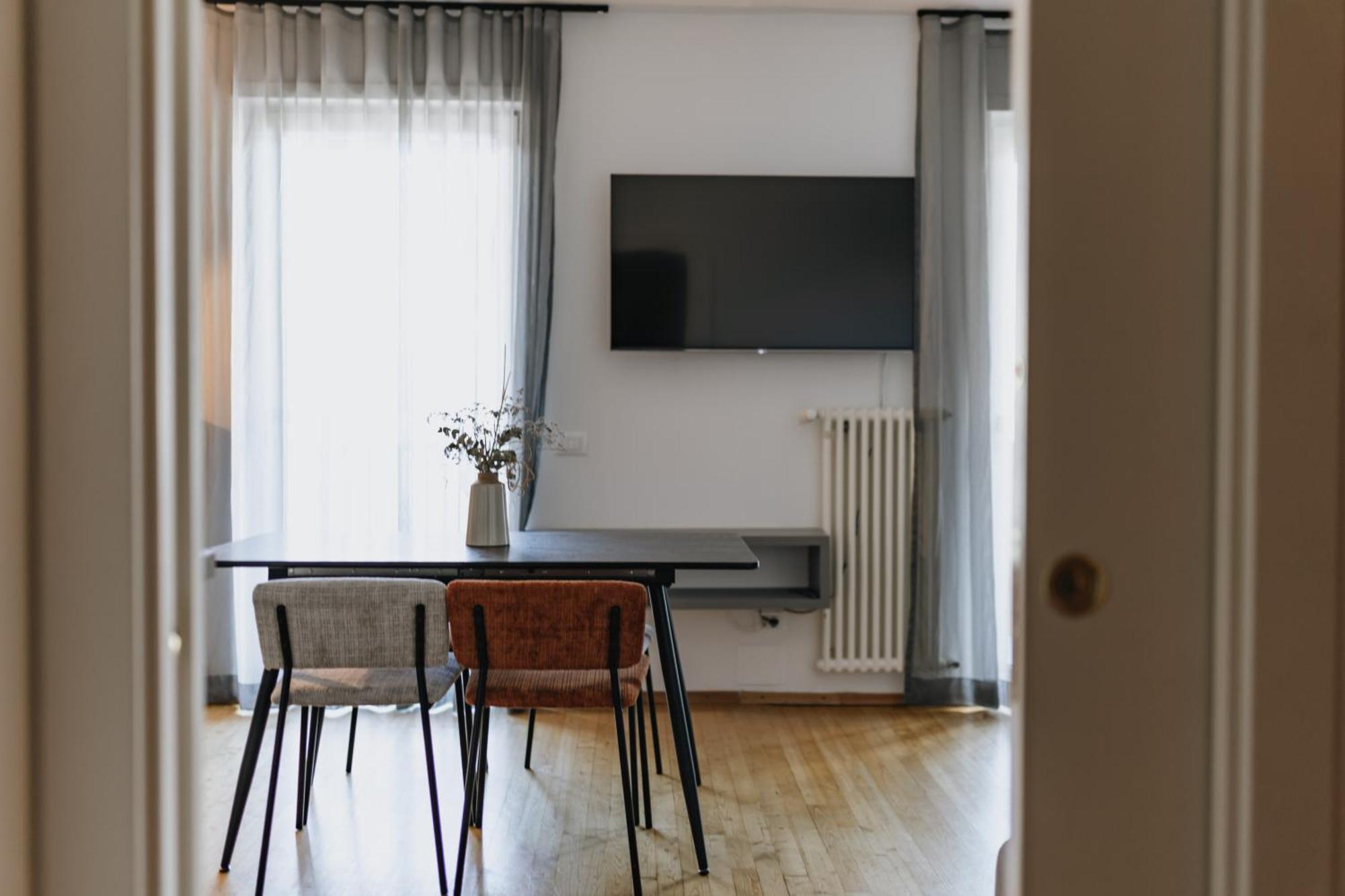 Residence Montani Laces Bagian luar foto