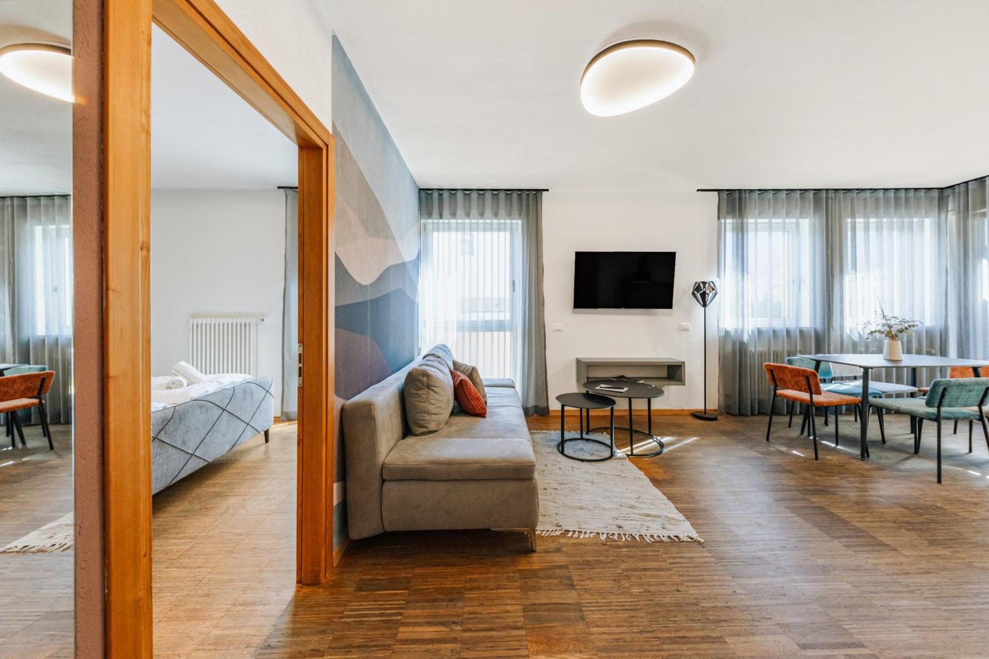 Residence Montani Laces Bagian luar foto